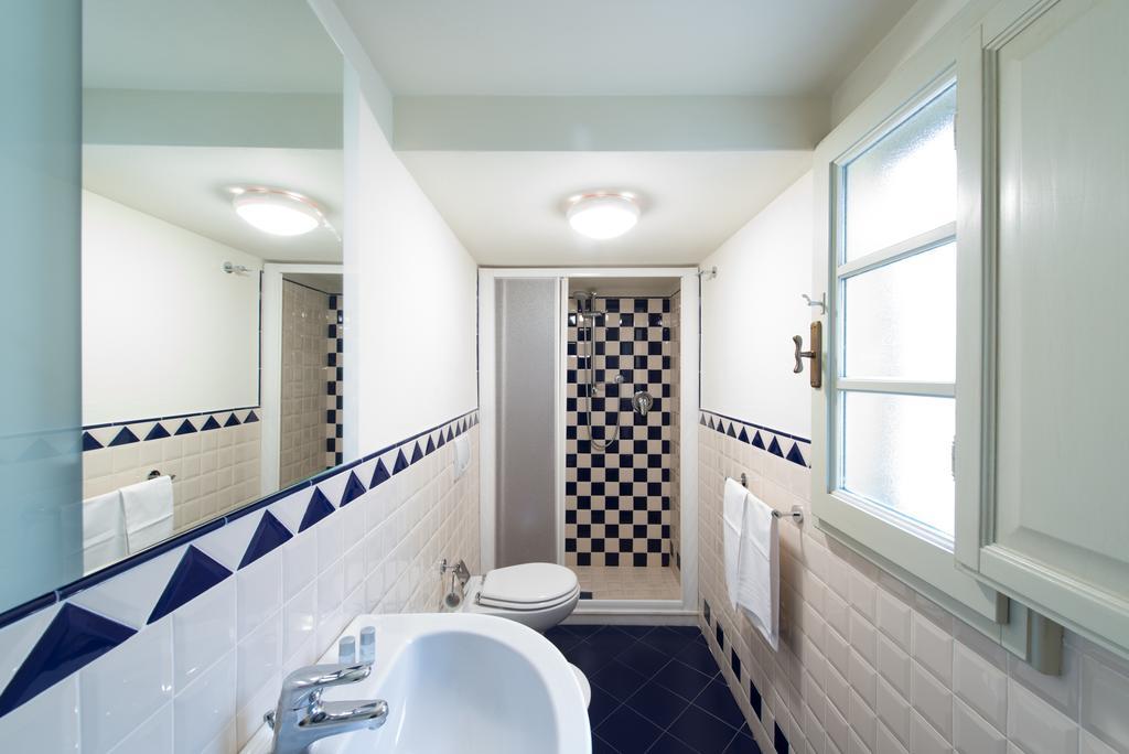 Hotel Palazzo Piazza Mazzini Pescia Pokój zdjęcie